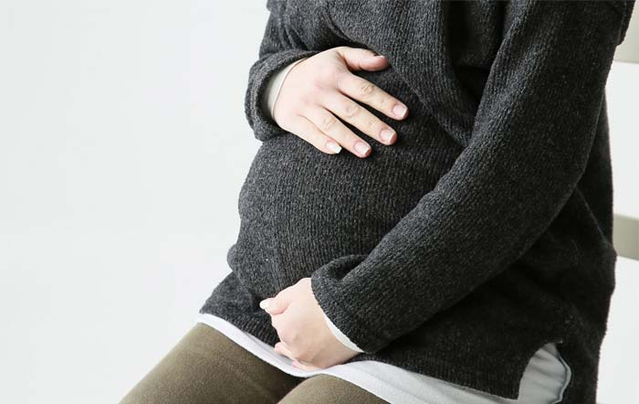 妊娠時のお腹の張りの原因は反り腰？張る人と張らない人の違い